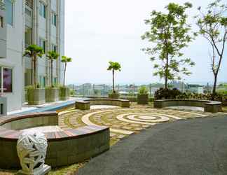 ภายนอกอาคาร 2 Cozy and Comfort 1BR at Sky Terrace Apartment By Travelio