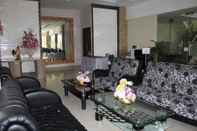 Lobi Raising Hotel Makassar 