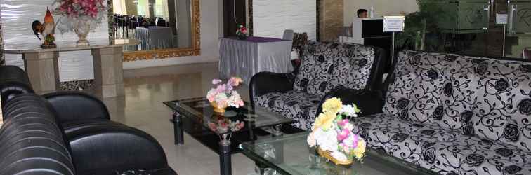Lobby Raising Hotel Makassar 