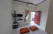 Kamar Tidur 6 Homestay Syariah Bundo