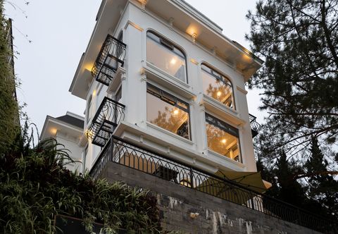 外部的 The Gate Boutique Dalat