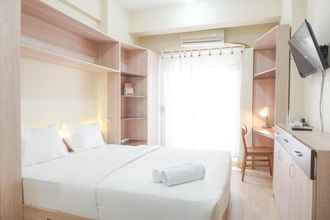 Bedroom 4 Elegant and Nice Studio at Sunter Park View Apartment By Travelio