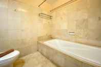 In-room Bathroom Comfy and Spacious 2BR at Braga City Walk Apartment By Travelio