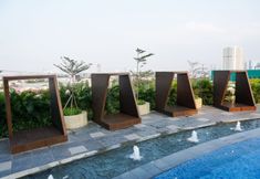 Swimming Pool 2 Comfy and Nice Studio West Vista Apartment By Travelio