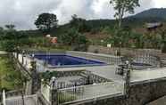 Swimming Pool 4 Villa Kebon Pakis 5