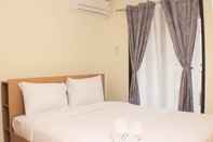 ห้องนอน Comfort and Simple 2BR at Meikarta Apartment By Travelio
