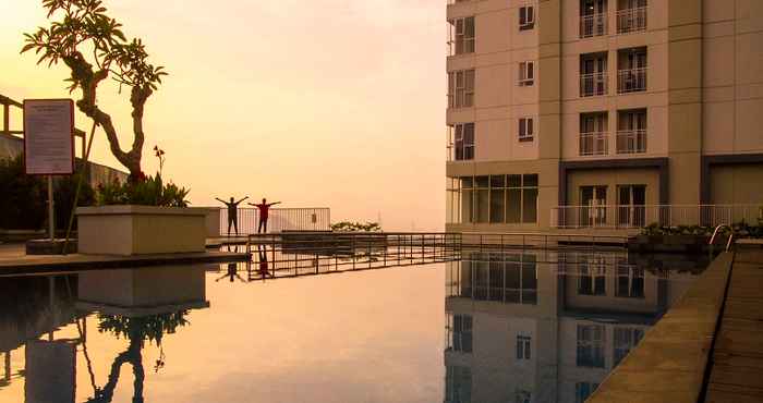 สระว่ายน้ำ SKYLAND CITY HOTEL JATINANGOR 