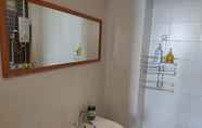 In-room Bathroom 7 JY SWEET HOMESTAY PALAZIO