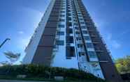 Bangunan 2 LOVELY TWO BEDROOMS CONDO WITH SWIMMING POOL