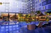 สระว่ายน้ำ FUGO Hotel Banjarmasin