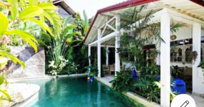 Kolam Renang Blue Lagoon 5 bedroom Villa