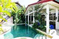 Kolam Renang Blue Lagoon 5 bedroom Villa