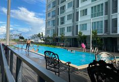 Swimming Pool 2 Metrocity Staycation