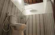 Toilet Kamar 5 Pesona Java Ijen Homestay