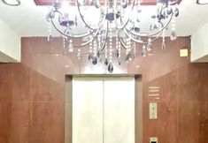 Lobby 5 Mutiara Gurney next to Gurney Paragon