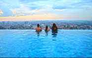 Swimming Pool 7 Star Apartment Wijaya