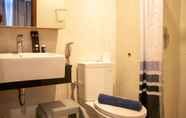 In-room Bathroom 6 Cozy and Nice 1BR with Extra Room Apartment at Capitol Park Residence By Travelio