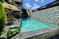 Swimming Pool Sari Murni