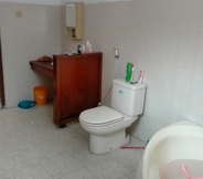 Toilet Kamar 5 Omah Dhifa 