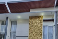 外観 Sanata Village Malang