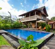 สระว่ายน้ำ 7 Kubu Sakian Villa 