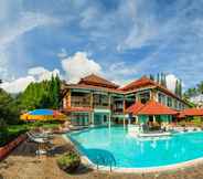 Swimming Pool 3 Little Trawas Resort and Villas By Triple Tree