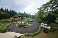 Bangunan Little Trawas Resort and Villas By Triple Tree