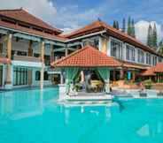 Swimming Pool 5 Little Trawas Resort and Villas By Triple Tree