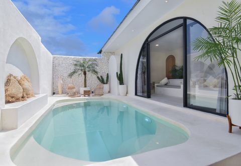 Hồ bơi Bohemian Jogja Villas With Private Pool