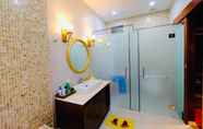 In-room Bathroom 6 Family Villa Da Nang
