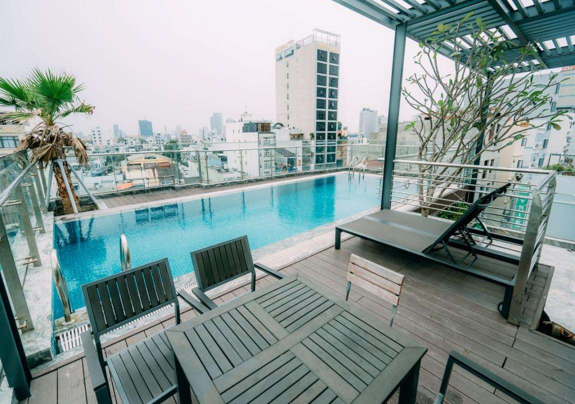 Rice's House Hotel & Apartment - Khách sạn Đà Nẵng gần biển