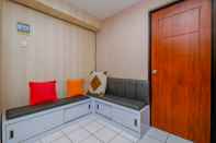 Lobi Warm and Cozy 2BR at Kebagusan City Apartment By Travelio