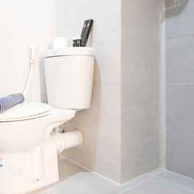 Bathroom 3 Cozy Living Studio Apartment Taman Melati Surabaya By Travelio, Mulyorejo Hotels