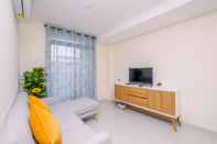 Lobby Homey and Fully Furnished 1BR Apartment at Pejaten Park Residence By Travelio