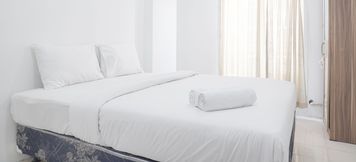 Bedroom 3 Nice Studio Apartment at Sunter Park View By Travelio