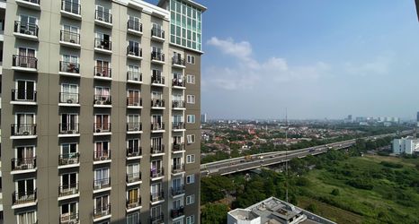 Exterior 2 Nice Studio Apartment at Sunter Park View By Travelio