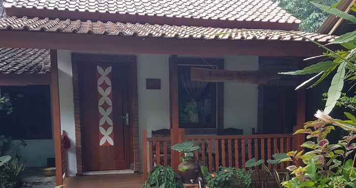 Bên ngoài Homestay Bumiharjo Syariah