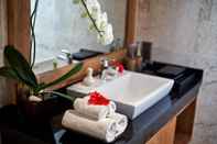 In-room Bathroom Sakti Garden Resort & Spa 