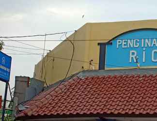 Exterior 2 Penginapan Rio