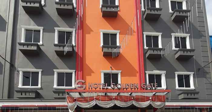 Bangunan Hotel Golden Gate Batam