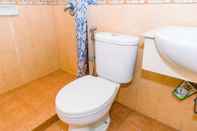 In-room Bathroom Spacious and Elegant 2BR at Frenchwalk Apartment near MOI By Travelio