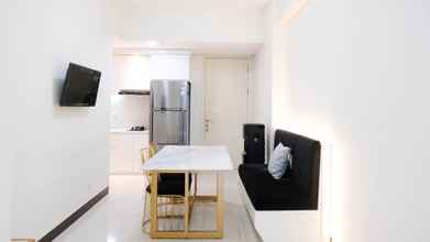 Common Space 4 Homey and Spacey 2BR at Supermall Mansion Apartment By Travelio