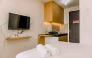 Ruang untuk Umum 2 Simply Look and Warm Studio Room at Serpong Garden Apartment By Travelio