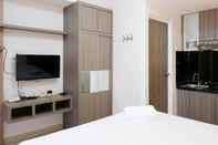 Lobi Cozy Stay and Good Deals Studio at Taman Melati Surabaya Apartment By Travelio