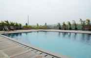 Kolam Renang 6 Comfort 2BR Apartment Tree Park City BSD By Travelio