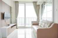 Lobi Comfort 2BR Apartment Tree Park City BSD By Travelio