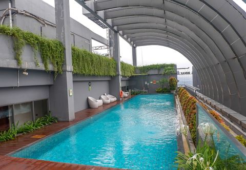 Swimming Pool Nice and Elegant 2BR at L'Avenue Pancoran Apartment By Travelio
