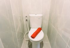 In-room Bathroom 4 Comfort and Nice Studio Room at Serpong Garden Apartment By Travelio