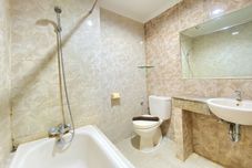 In-room Bathroom Homey 1BR Apartment Galeri Ciumbuleuit 1 By Travelio