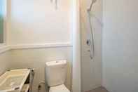 Toilet Kamar Homestay 8 - CBC